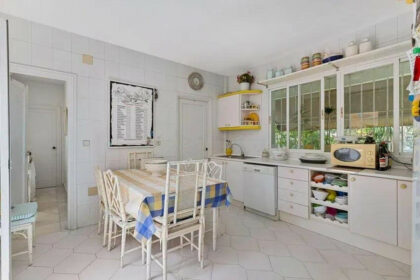 8d38e694e8c3ecaed0e25423ef682082 - 12