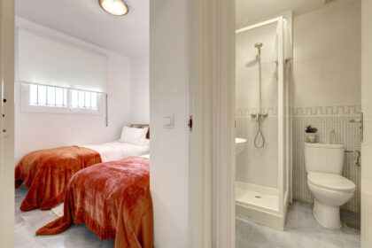 8d92a7c102ff97d7c8e9e2999535df6a - 21