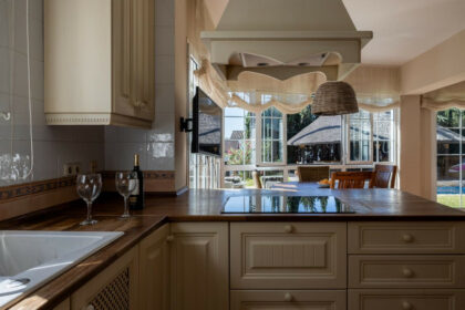 8e095e1beb1ddf9a219550f769d4a192 - 3