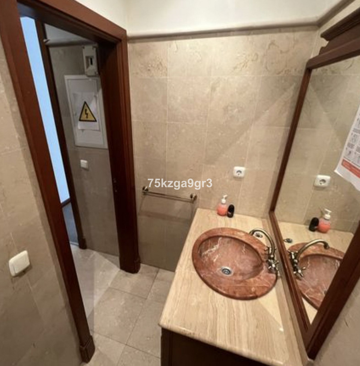 8e23e5eab4ff993287f54cad55417f93 - 11