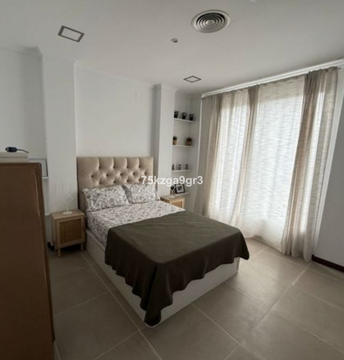 8e23e5eab4ff993287f54cad55417f93 - 14