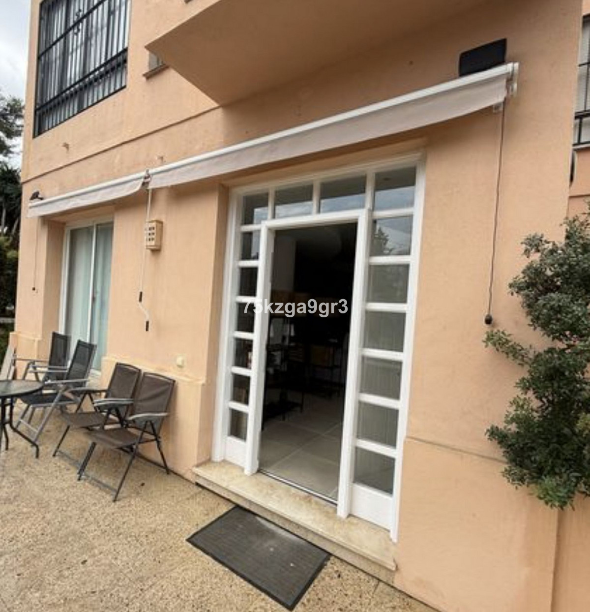 8e23e5eab4ff993287f54cad55417f93 - 3