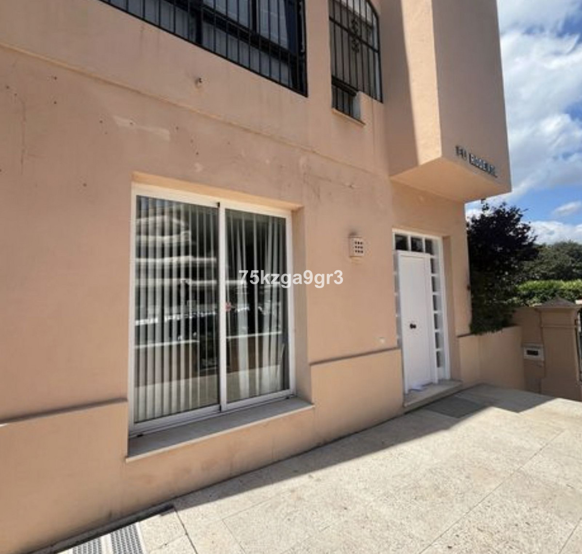 8e23e5eab4ff993287f54cad55417f93 - 4