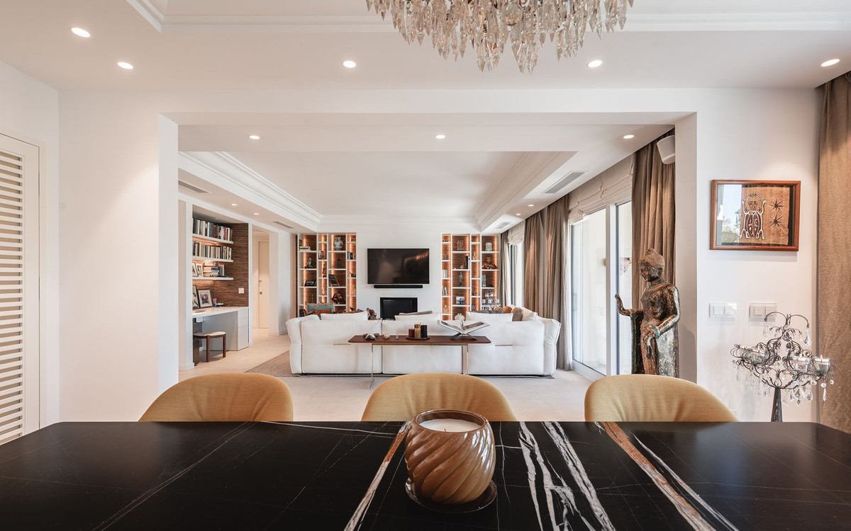 8e2a1748af971fa6f4416f5f95985928 - 10