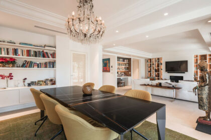 8e2a1748af971fa6f4416f5f95985928 - 16