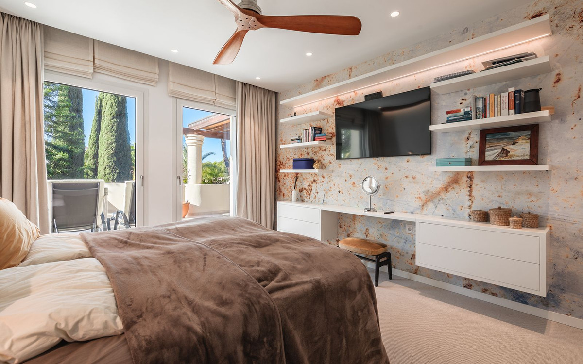 8e2a1748af971fa6f4416f5f95985928 - 17