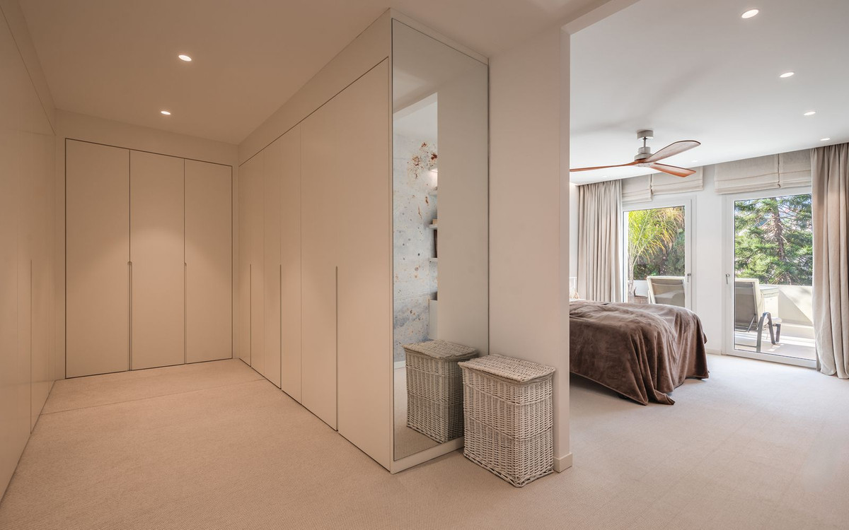 8e2a1748af971fa6f4416f5f95985928 - 18