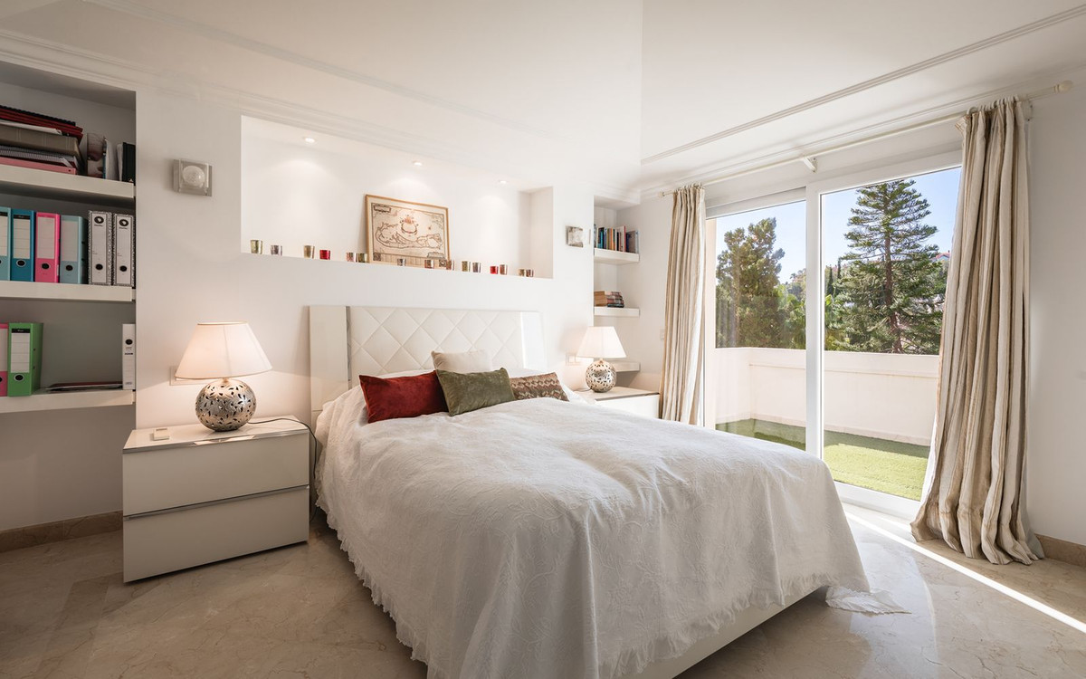 8e2a1748af971fa6f4416f5f95985928 - 23