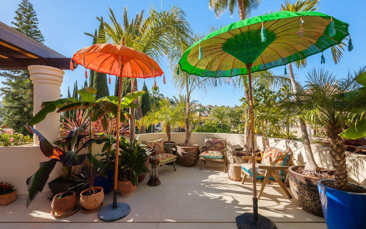 8e2a1748af971fa6f4416f5f95985928 - 27