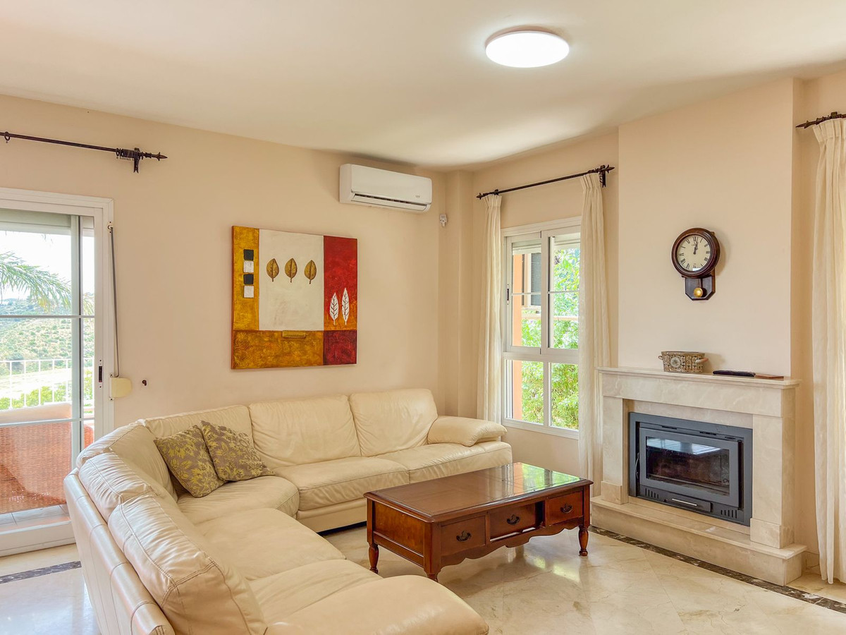 8e92c349921dfad38aa6db7129c12b6b - 11