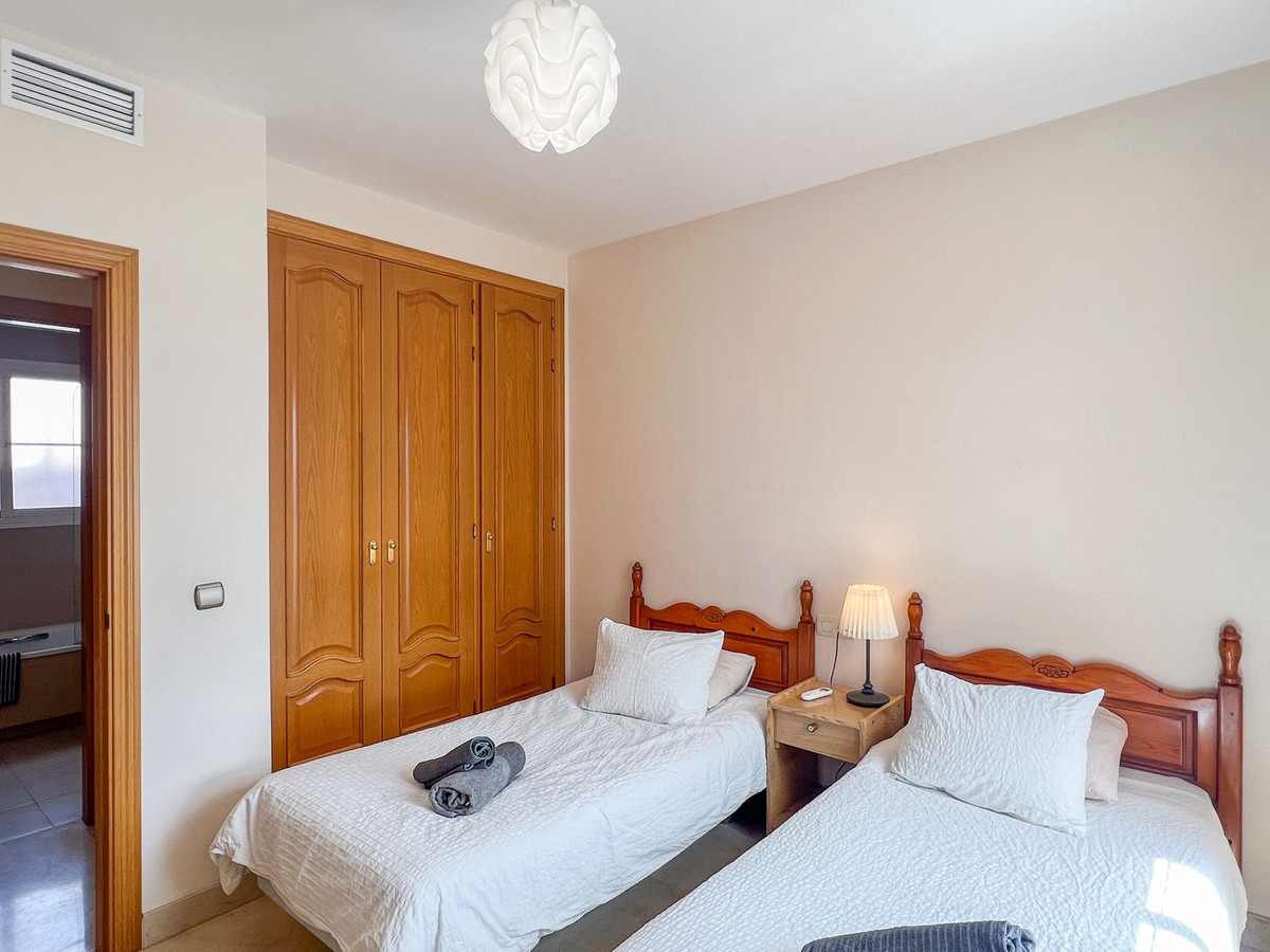 8e92c349921dfad38aa6db7129c12b6b - 15