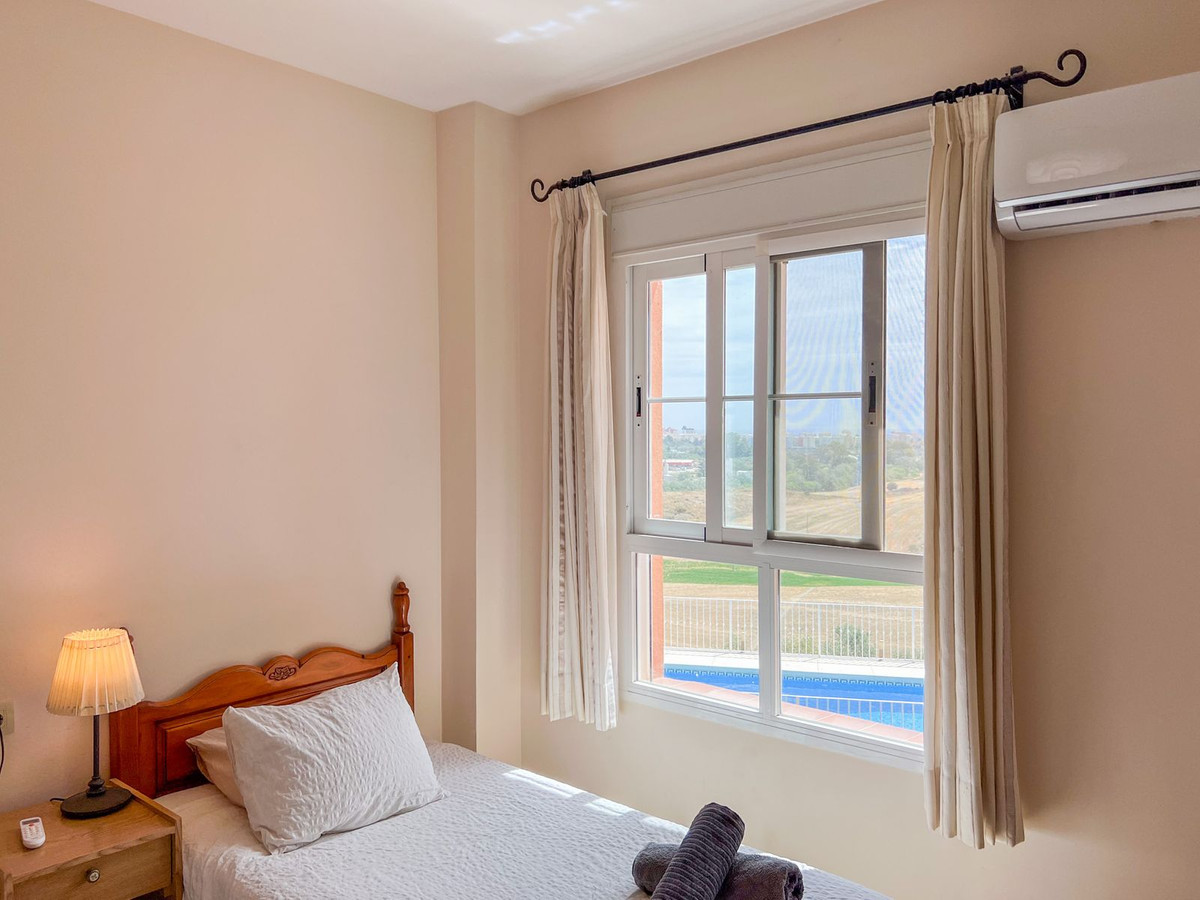 8e92c349921dfad38aa6db7129c12b6b - 16