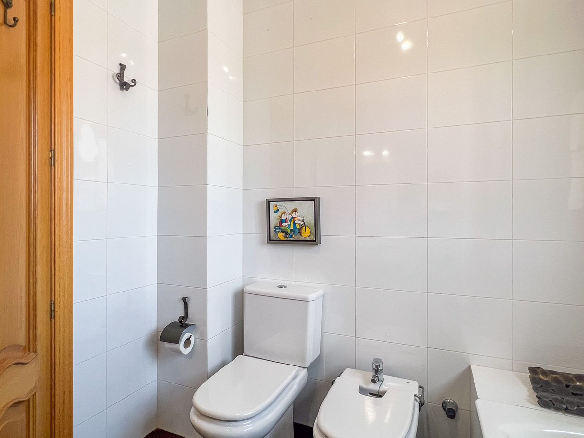 8e92c349921dfad38aa6db7129c12b6b - 20