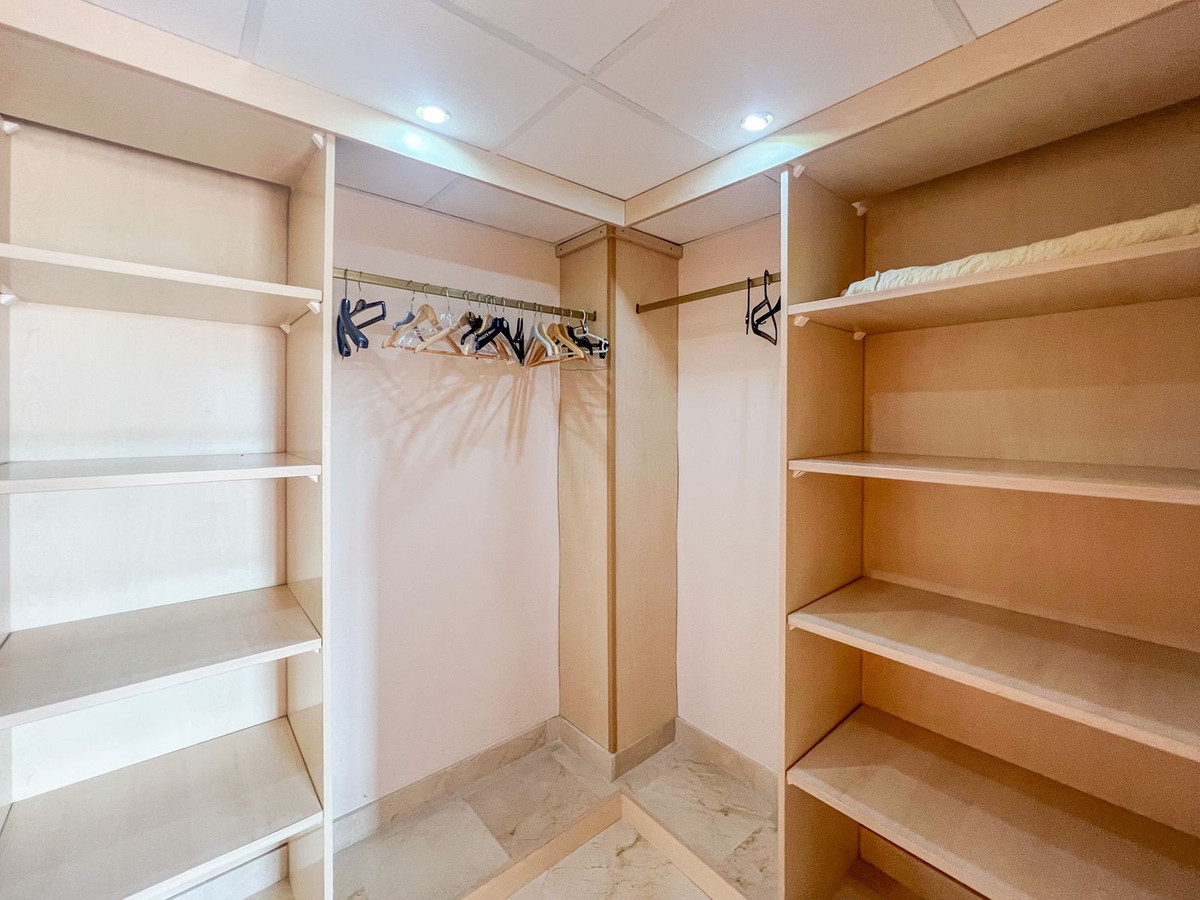 8e92c349921dfad38aa6db7129c12b6b - 26