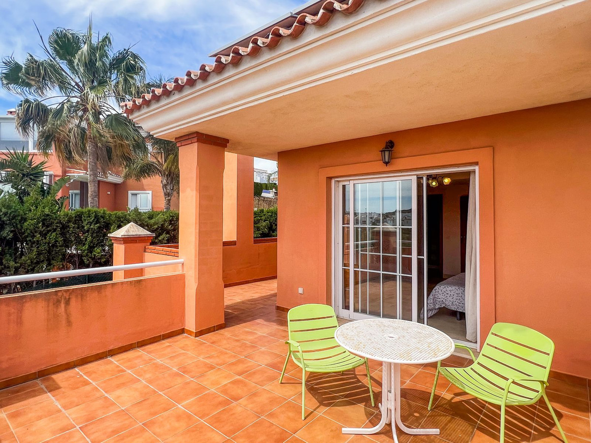 8e92c349921dfad38aa6db7129c12b6b - 39