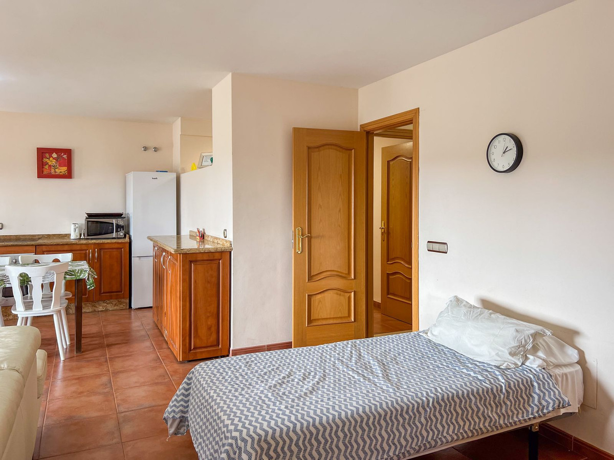 8e92c349921dfad38aa6db7129c12b6b - 51