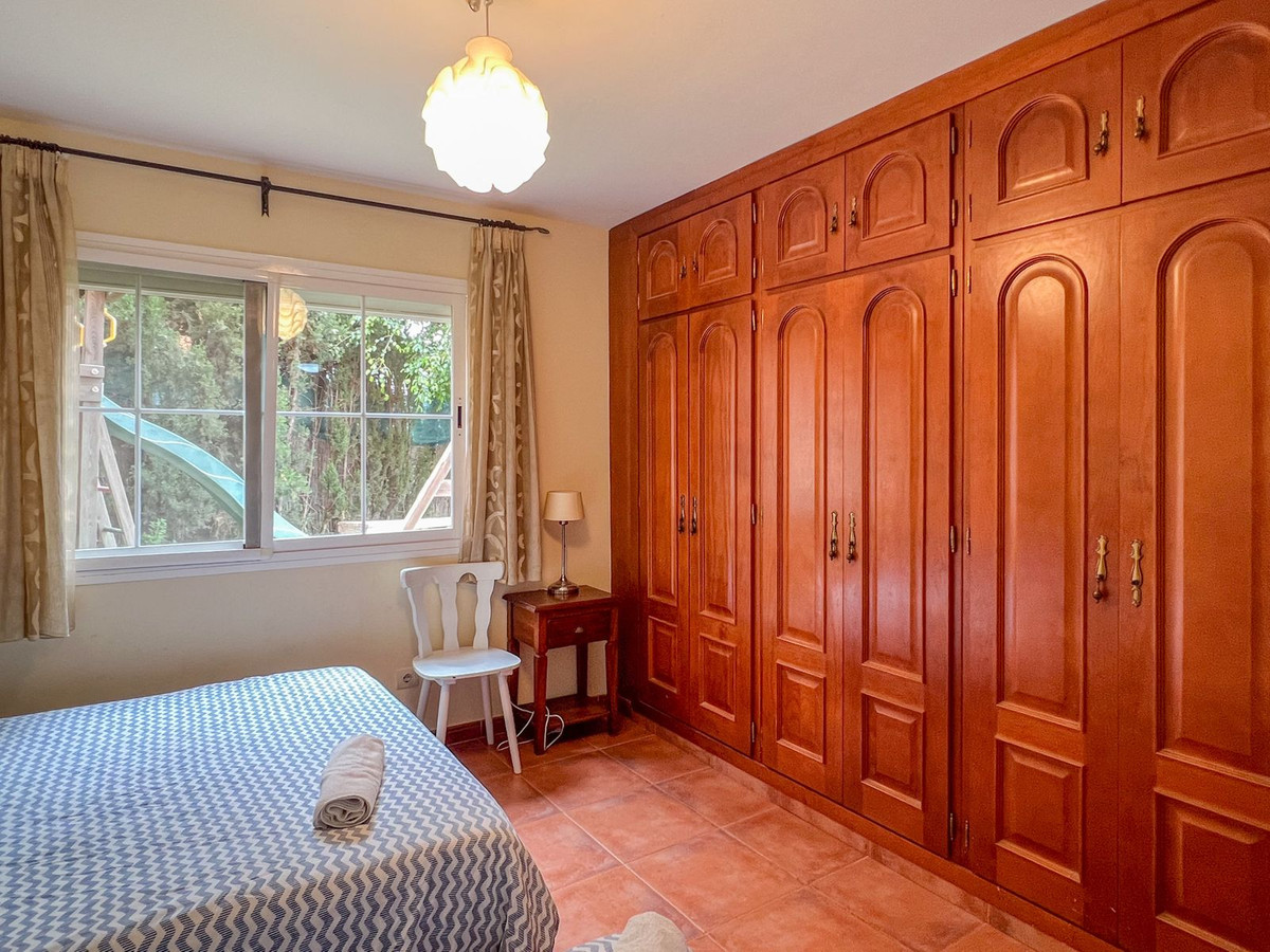 8e92c349921dfad38aa6db7129c12b6b - 54