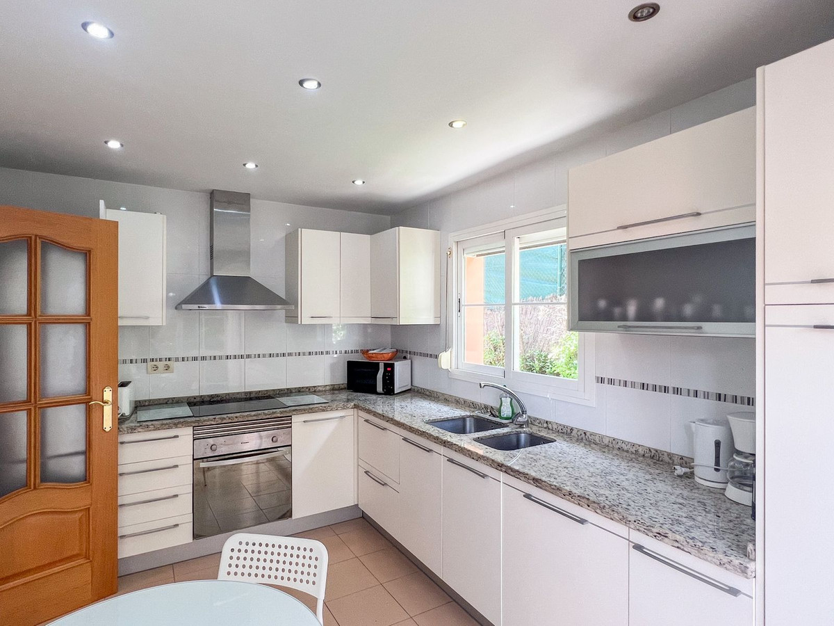 8e92c349921dfad38aa6db7129c12b6b - 6