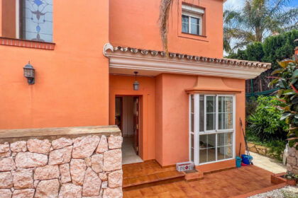 8e92c349921dfad38aa6db7129c12b6b - 70