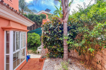 8e92c349921dfad38aa6db7129c12b6b - 71