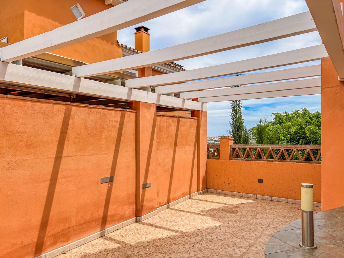 8e92c349921dfad38aa6db7129c12b6b - 73