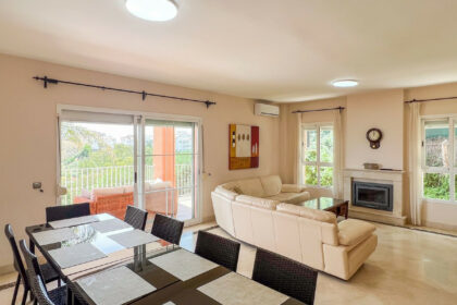 8e92c349921dfad38aa6db7129c12b6b - 9