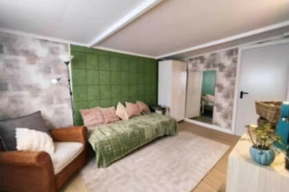 8ed88e168c0e6a0266ca1d4bca382527 - 16