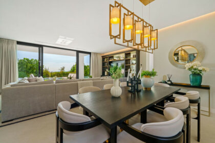 8edd91519d6b37730e69d3ea6928b275 - 11