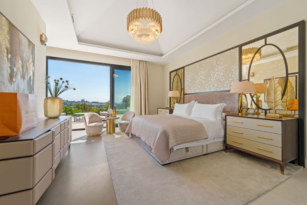 8edd91519d6b37730e69d3ea6928b275 - 31