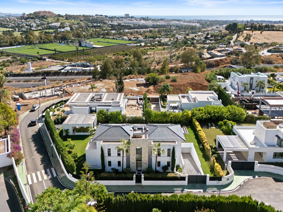 8edd91519d6b37730e69d3ea6928b275 - 37