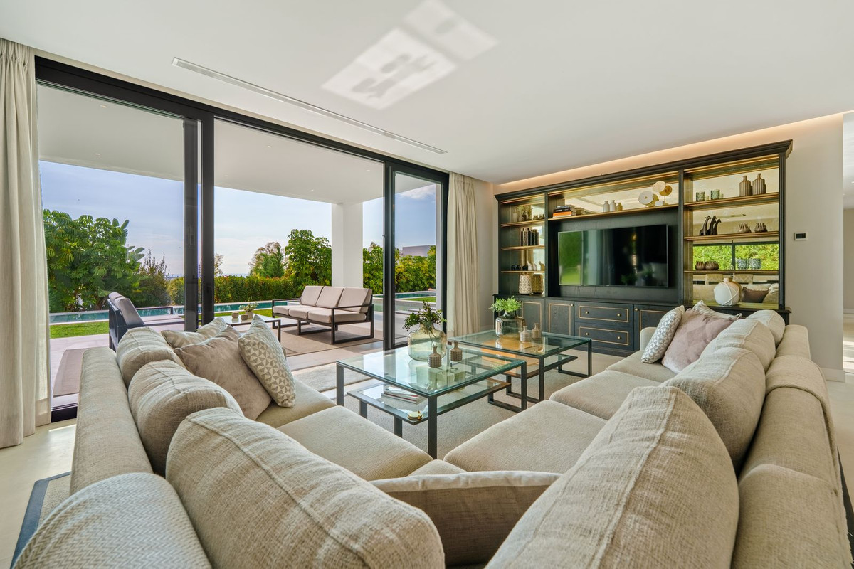 8edd91519d6b37730e69d3ea6928b275 - 9