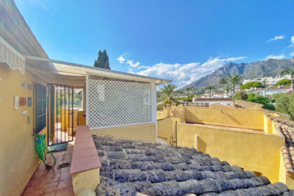 8f3e87d21a642ba0f9d2fdc1b746731e - 11