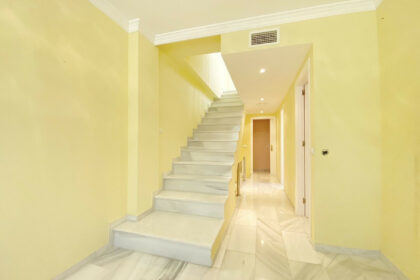 8f3e87d21a642ba0f9d2fdc1b746731e - 16