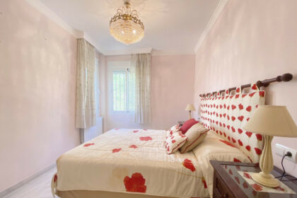 8f3e87d21a642ba0f9d2fdc1b746731e - 20