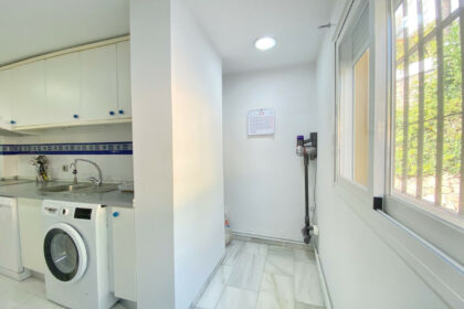 8f3e87d21a642ba0f9d2fdc1b746731e - 26