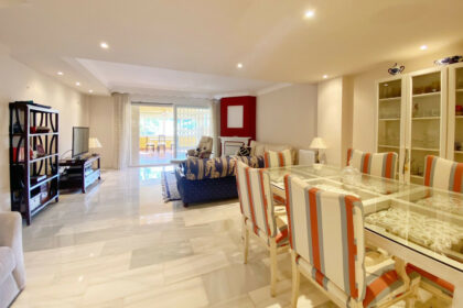 8f3e87d21a642ba0f9d2fdc1b746731e - 4