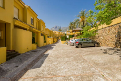 8f3e87d21a642ba0f9d2fdc1b746731e - 7