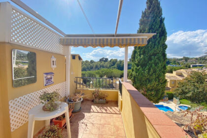 8f3e87d21a642ba0f9d2fdc1b746731e - 8