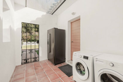 8f75b403f94814318a5cdb0fd70c104a - 12