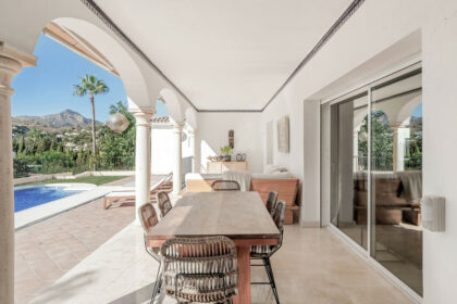 8f75b403f94814318a5cdb0fd70c104a - 19