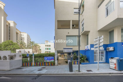 8fbfd61488b0c0a7ba3150edf3cbac11 - 18