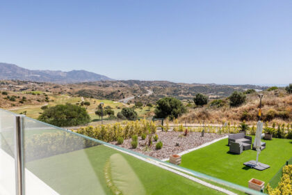 902bbac065c63cdd2161a8d14b24fae5 - 52