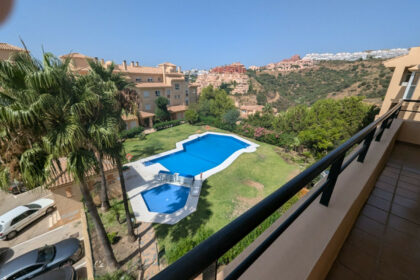 9052f6a6fff4899ecb0ad54f28857e43 - 16