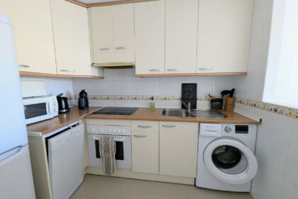 9052f6a6fff4899ecb0ad54f28857e43 - 21