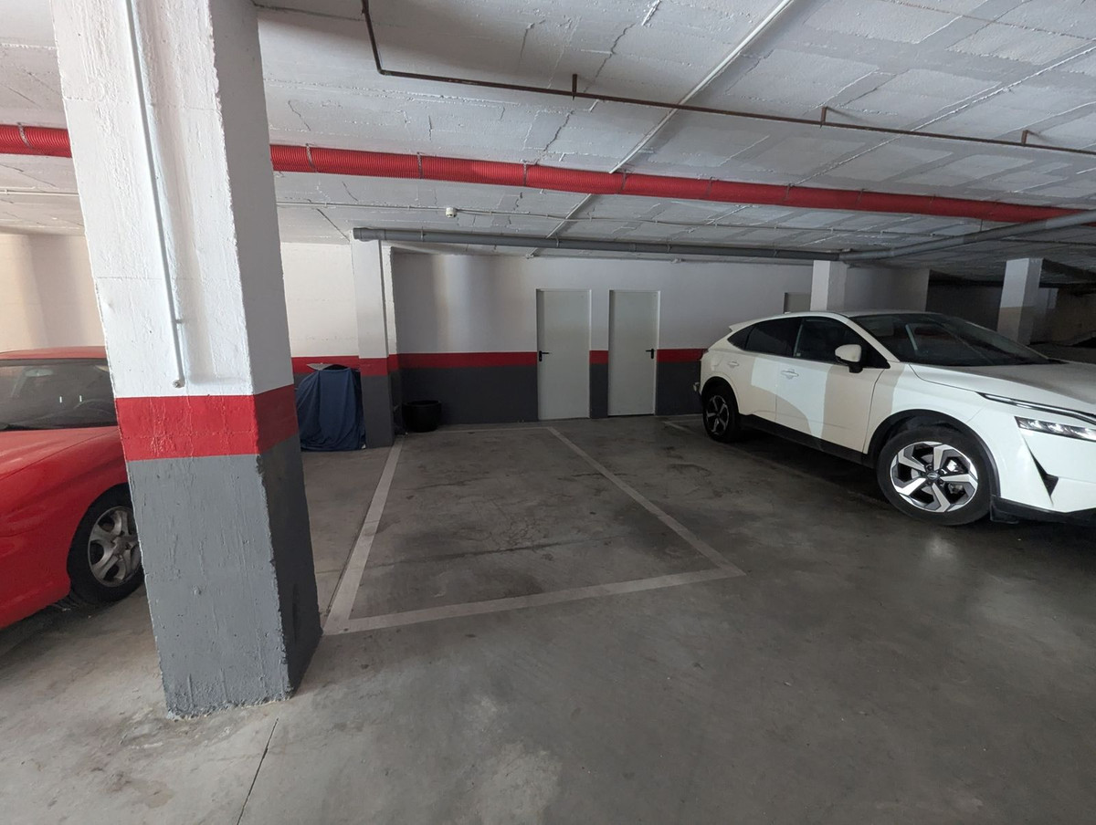 9052f6a6fff4899ecb0ad54f28857e43 - 25