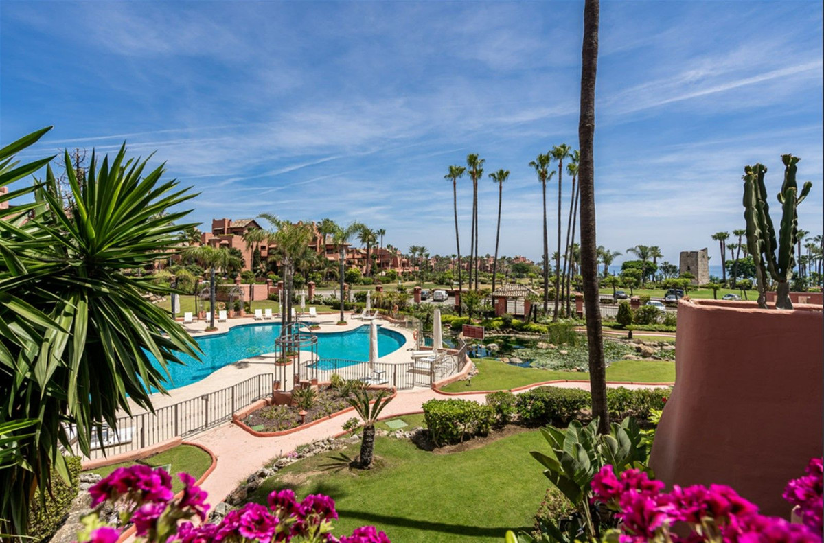 921277253436a468eb47305aaf70ae1c - 11