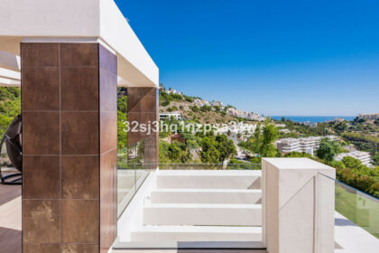 935735c932041d759df3afc935ca08bd - 18