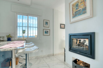 9357e5860c2fcec97970a1be87fdbfbd - 15