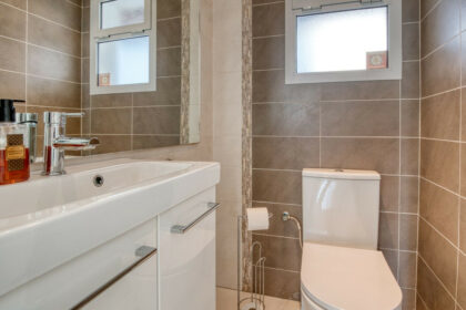 9357e5860c2fcec97970a1be87fdbfbd - 26