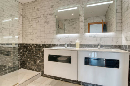 9357e5860c2fcec97970a1be87fdbfbd - 32